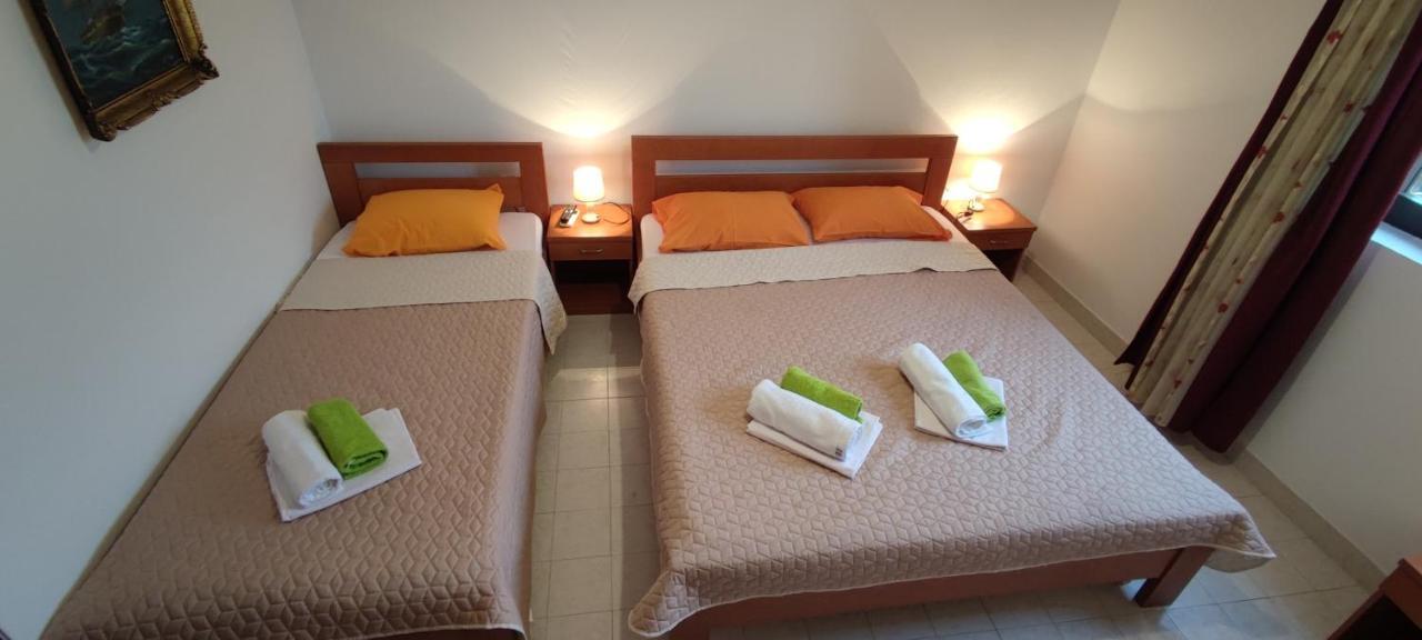 Apartmani Vitic Бар Екстериор снимка