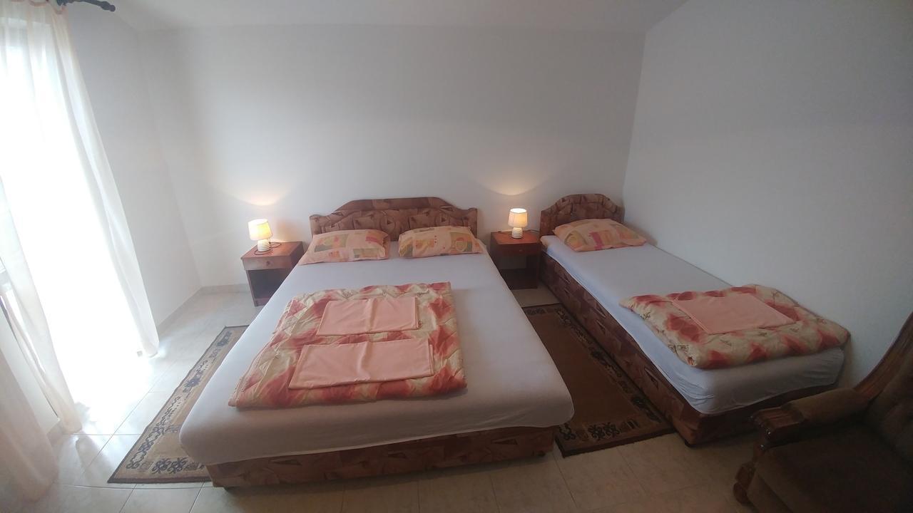 Apartmani Vitic Бар Екстериор снимка