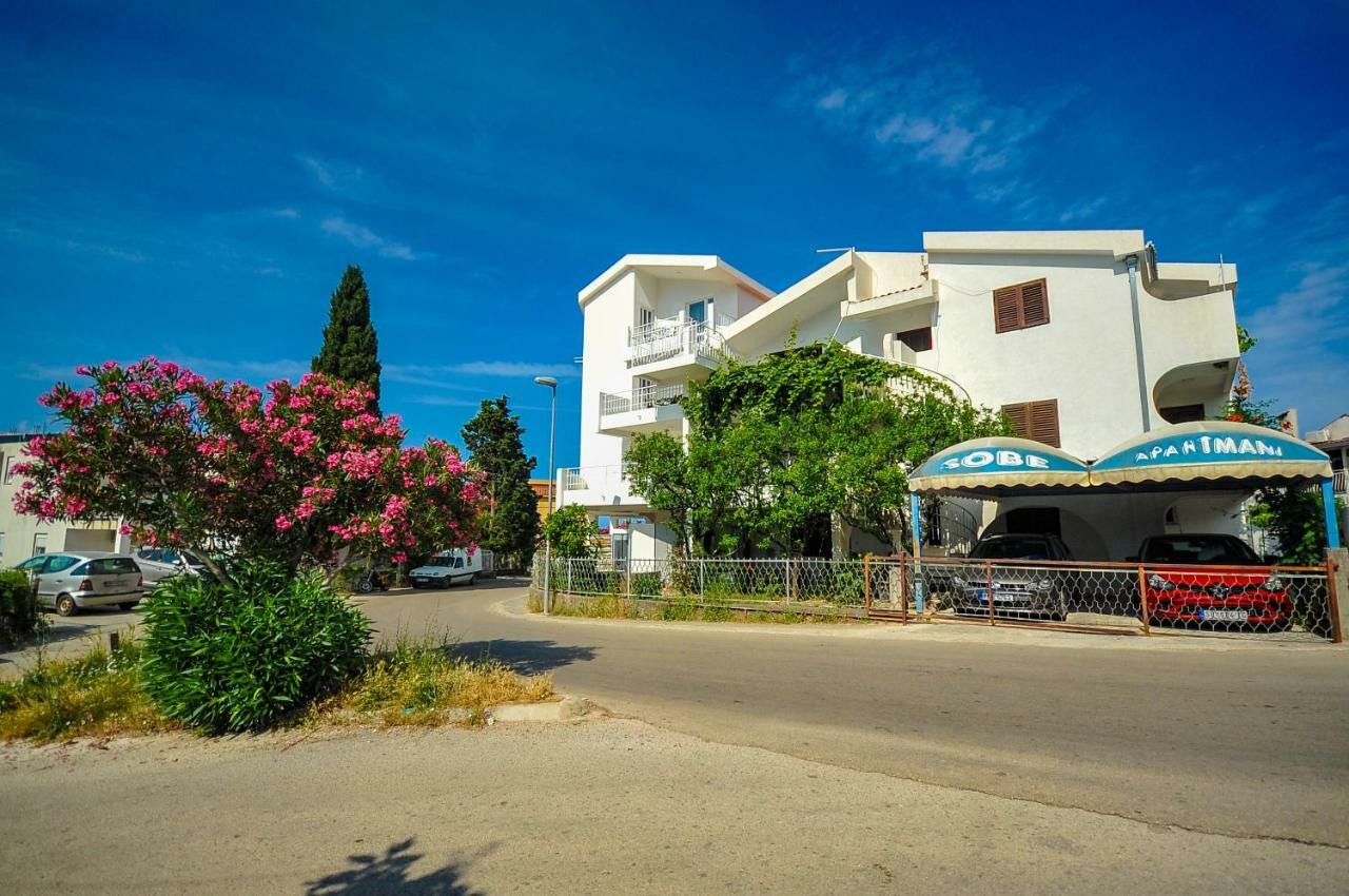 Apartmani Vitic Бар Екстериор снимка