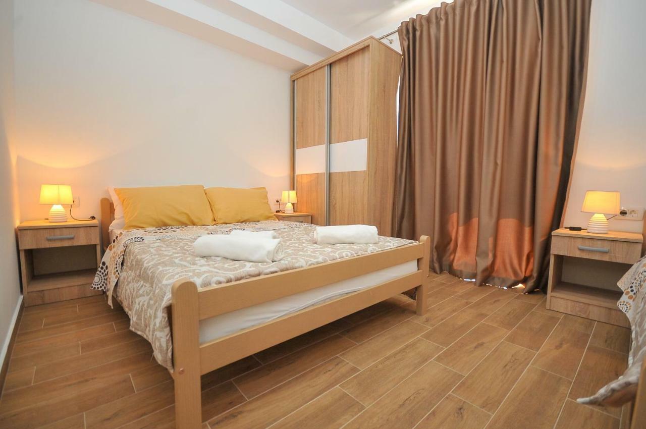 Apartmani Vitic Бар Екстериор снимка